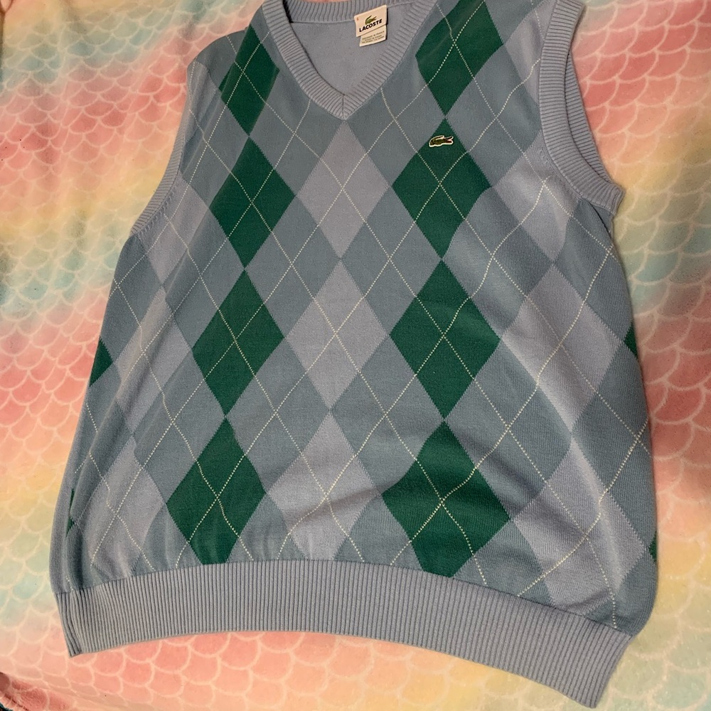 Lacoste Men’s Vest.     Size L.